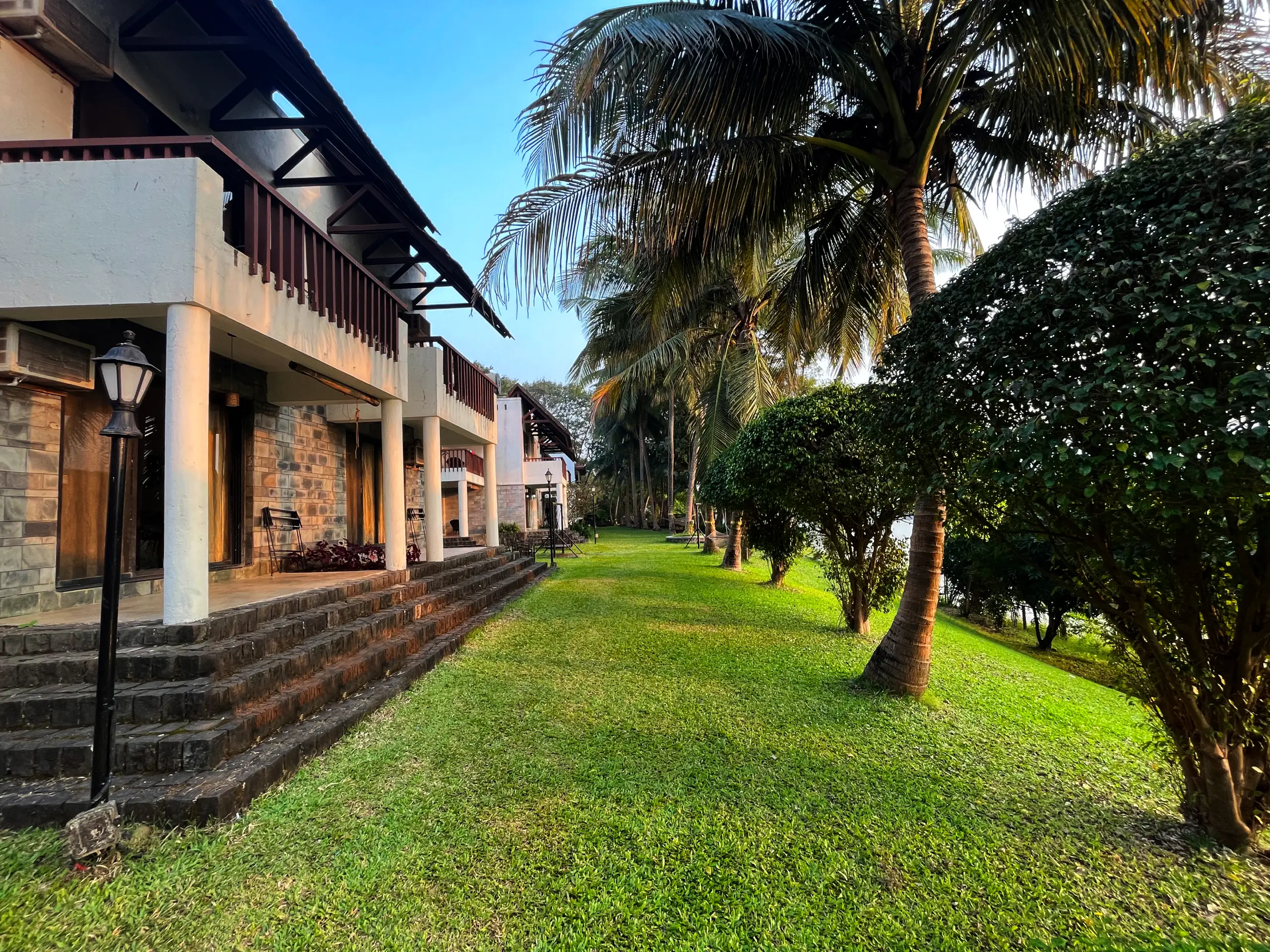 best resort near mumbai